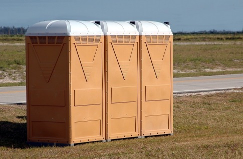 gallery/portable-toilets-3042624_960_720